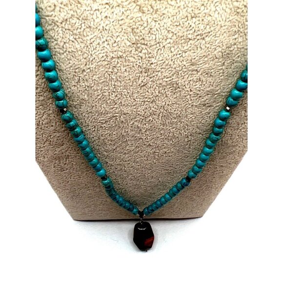 Turquoise Howlite Beaded Necklace With Tiger Eye Pendant. B75 - Picture 2 of 12